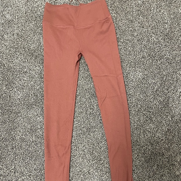 Pink leggings - Picture 2 of 4